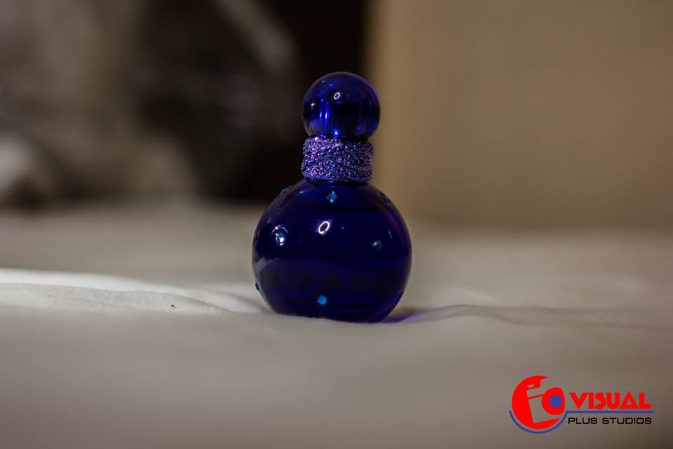 White & Traditional Wedding Accessories — photo 17 by Visual Plus Studios, Port Harcourt
