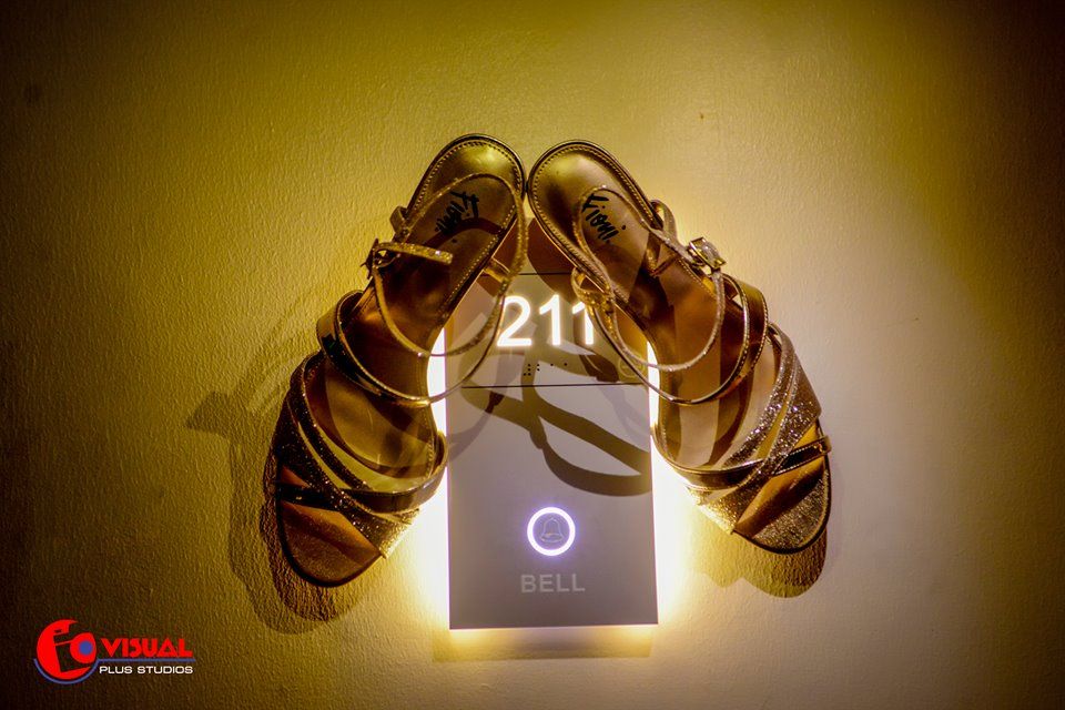 White & Traditional Wedding Accessories — photo 16 by Visual Plus Studios, Port Harcourt