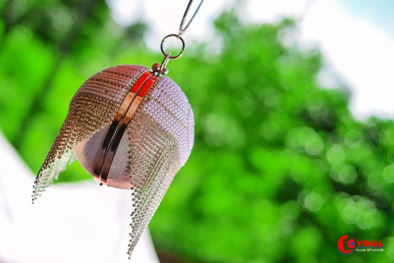 White & Traditional Wedding Accessories